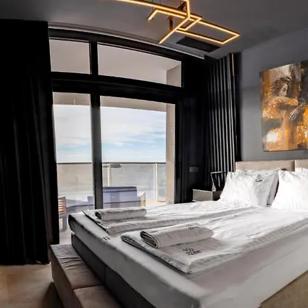 Penthouse With Pool & Jacuzzi *